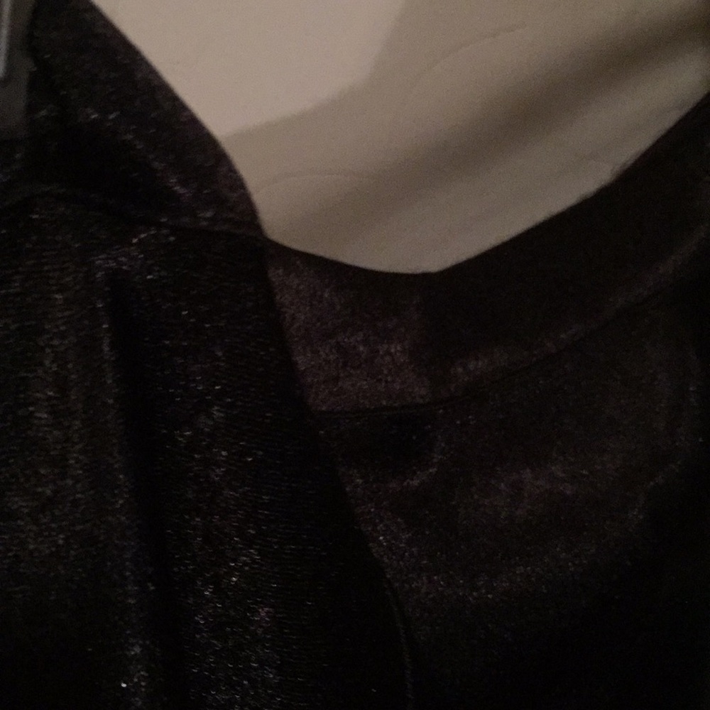 Shiny Black skirt - Picture 3 of 3